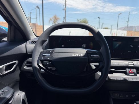 Used 2026 Kia K4 FWD image 33