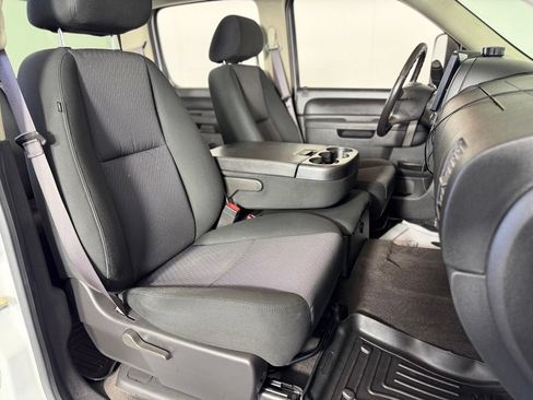 Used 2013 Chevrolet Silverado 2500 LT AWD/4WD image 36