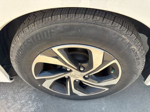 Used 2017 Honda Accord LX image 30