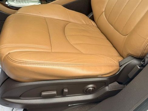 Used 2015 Buick Enclave Leather FWD image 45