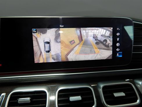 Used 2023 Mercedes-Benz GLE 53 AMG 4MATIC Coupe image 28