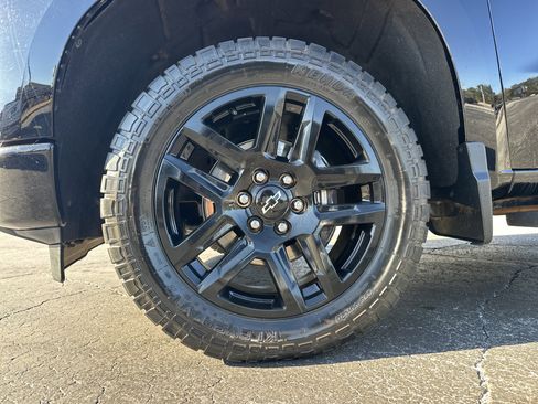 Used 2022 Chevrolet Silverado 1500 Custom image 12