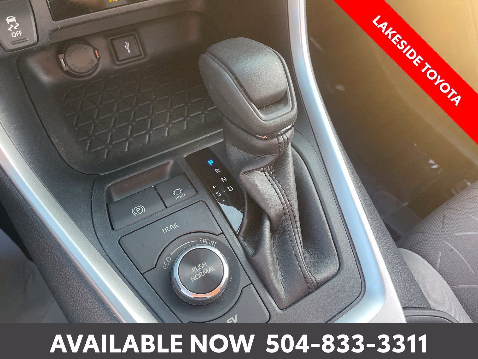 Used 2021 Toyota RAV4 XLE w/ Convenience Package AWD/4WD image 27