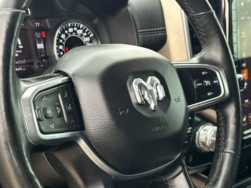 Used 2019 RAM 1500 Laramie image 29