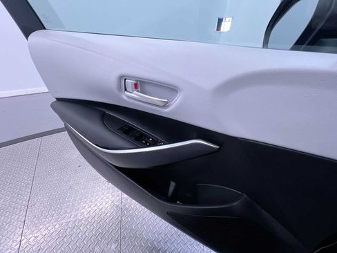 Used 2023 Toyota Corolla SE FWD image 30
