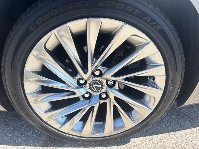 Used 2019 Lexus ES 300h w/ Accessory Package 2 FWD image 9