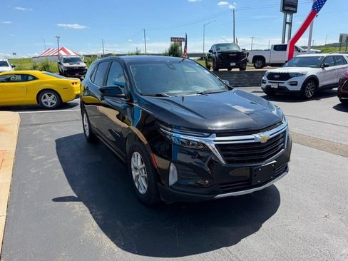 Used 2024 Chevrolet Equinox LT w/ LPO, Floor Liner Package FWD image 4