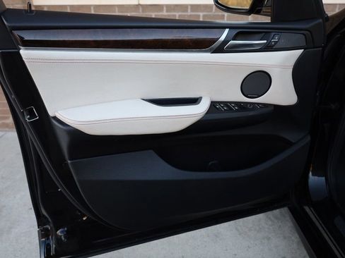 Used 2017 BMW X3 xDrive28i image 13