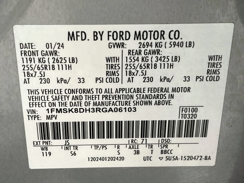 Used 2024 Ford Explorer XLT w/ Equipment Group 202A AWD/4WD image 29