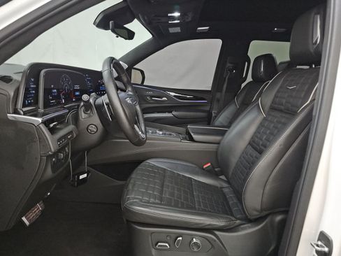 Used 2024 Cadillac Escalade V w/ LPO, ONYX Package AWD/4WD image 6