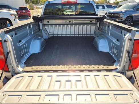 Used 2019 Chevrolet Colorado Z71 image 9