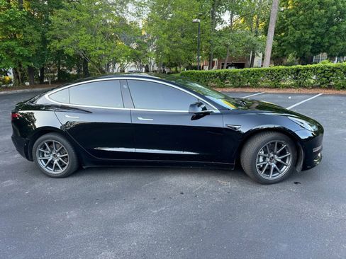 Used 2018 Tesla Model 3 Long Range AWD/4WD image 6