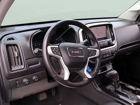 Used 2020 GMC Canyon SLT w/ Trailering Package AWD/4WD image 12