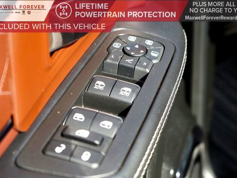 Used 2025 RAM 3500 Limited image 19