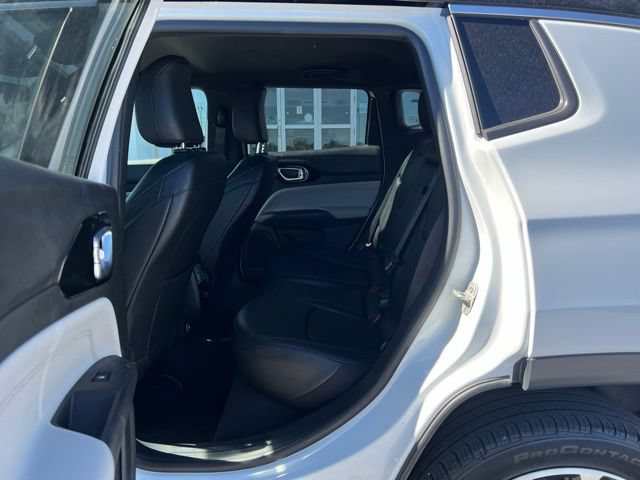 Used 2024 Jeep Compass Limited AWD/4WD image 21