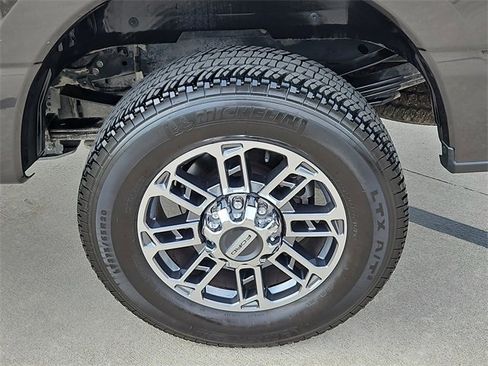 Used 2024 Ford F350 Limited w/ FX4 Off-Road Package image 14