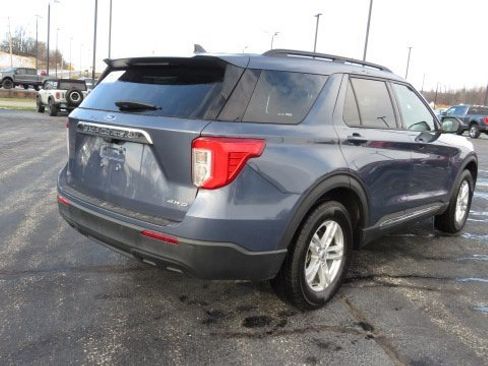 Certified 2021 Ford Explorer XLT image 7