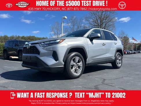 Used 2024 Toyota RAV4 XLE image 1