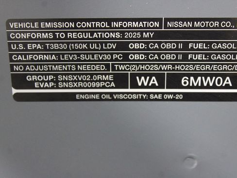Used 2025 Nissan Sentra SV w/ All-Weather Package FWD image 33