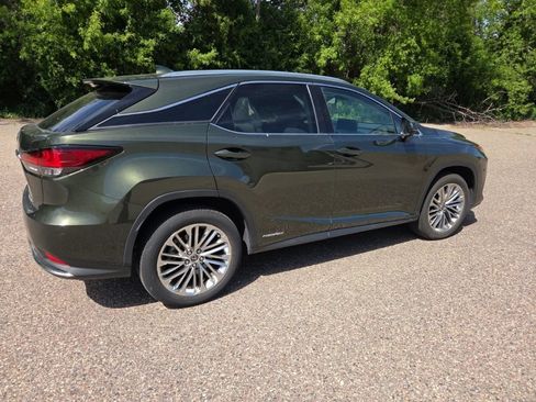 Used 2021 Lexus RX 450h AWD w/ Luxury Package image 15