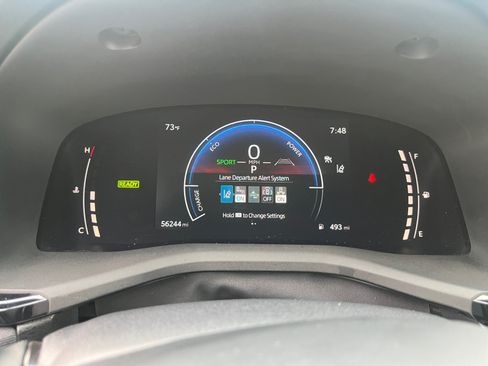 Used 2025 Toyota Camry LE FWD image 13