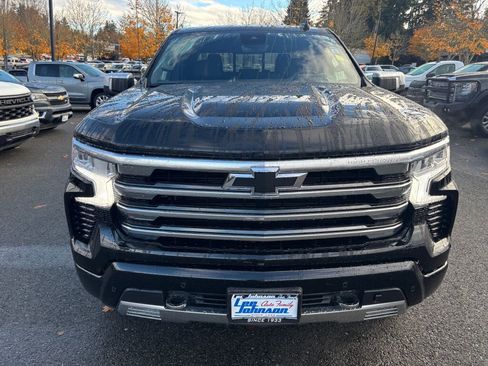 Certified 2024 Chevrolet Silverado 1500 High Country w/ High Country Premium Package image 2