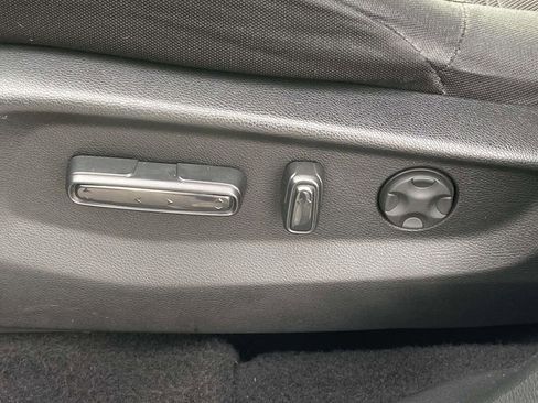 Used 2021 Honda CR-V EX image 17