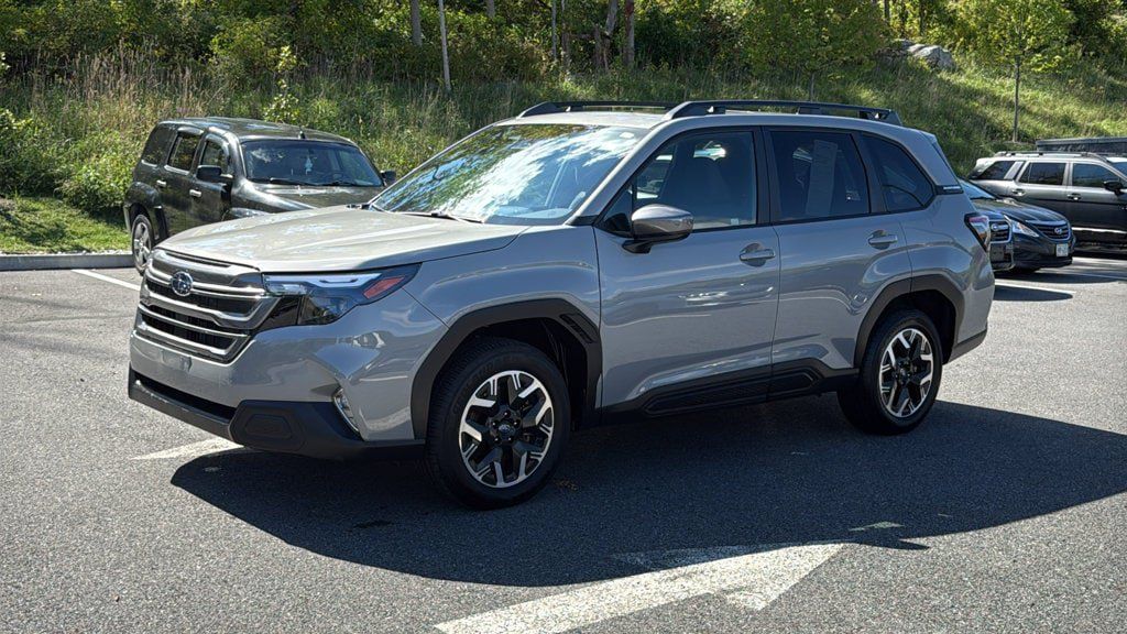 Certified 2025 Subaru Forester Premium AWD/4WD image 3