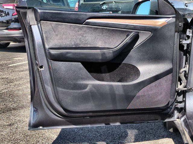 Used 2023 Tesla Model Y Performance AWD/4WD image 22