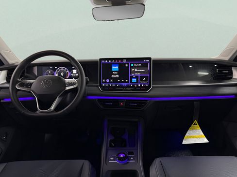 New 2026 Volkswagen Tiguan SE image 10