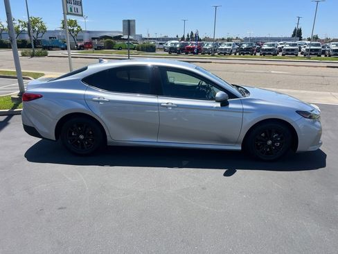 Used 2025 Toyota Camry LE FWD image 15