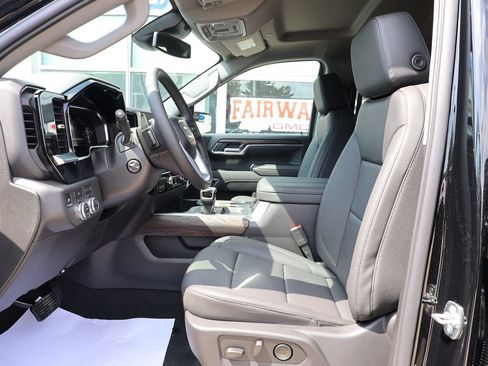 New 2026 GMC Sierra 1500 SLT w/ SLT Premium Package AWD/4WD image 15