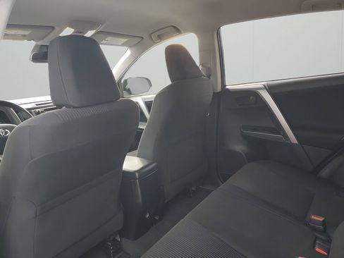 Used 2017 Toyota RAV4 LE image 18