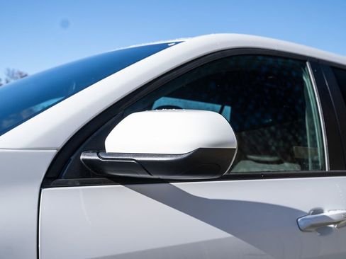 New 2026 Chevrolet Equinox LT image 9