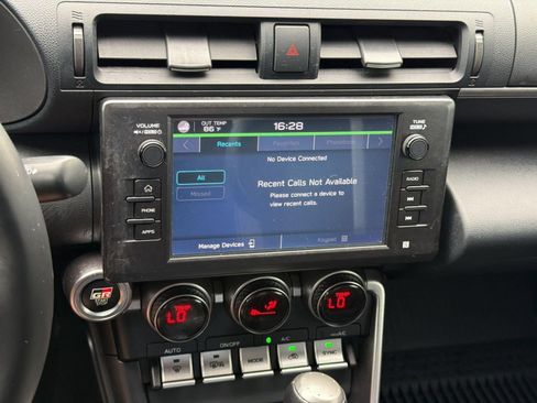 Used 2022 Toyota GR86 Premium RWD image 18