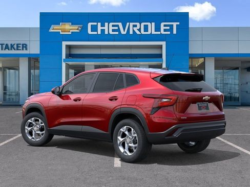 New 2026 Chevrolet Trax LS w/ LS Convenience Package FWD image 3