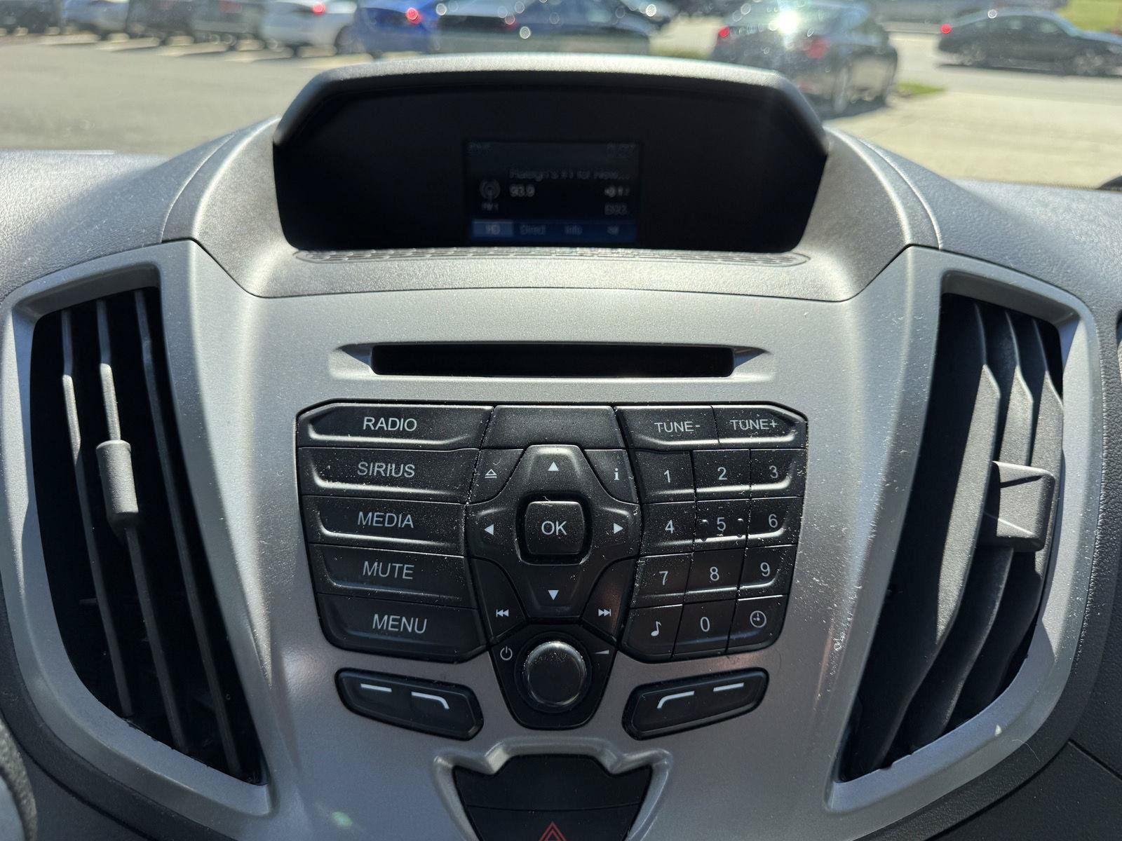 Used 2017 Ford Transit 350 XLT RWD image 17