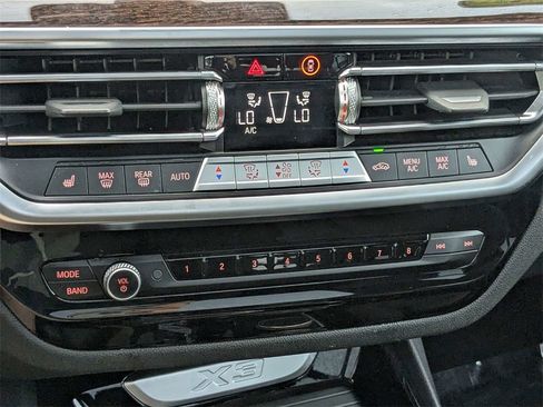 Used 2024 BMW X3 sDrive30i image 24