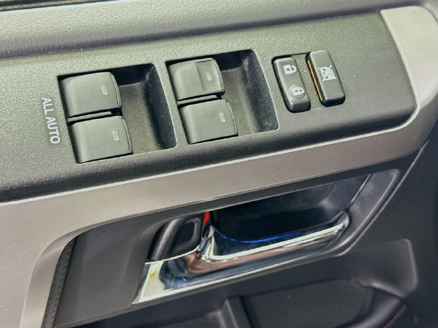 Used 2023 Toyota 4Runner Limited AWD/4WD image 20