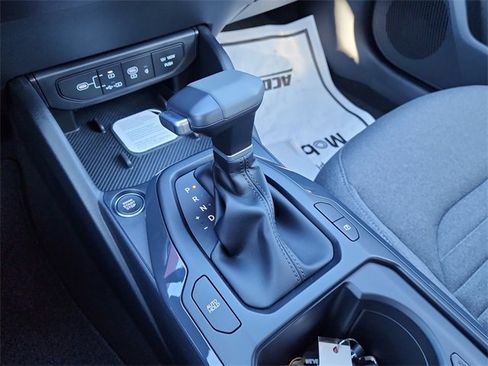 New 2025 Kia K4 EX image 22