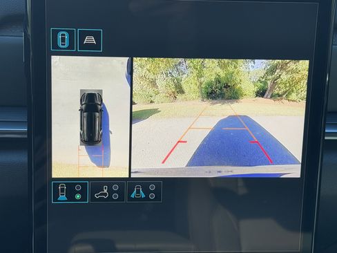 New 2026 GMC Terrain AT4 w/ Convenience Package III image 32