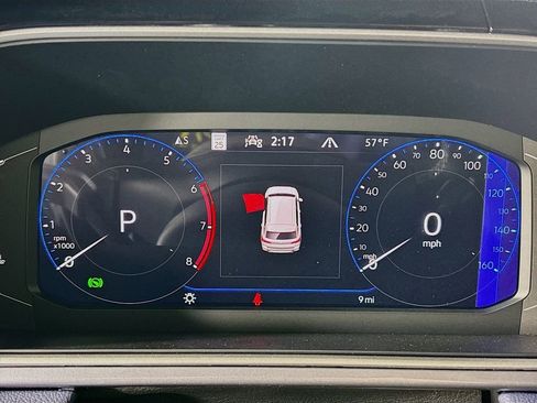 New 2025 Volkswagen Taos SEL image 14