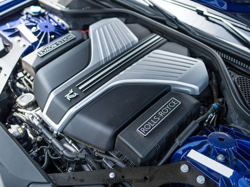 Used 2023 Rolls-Royce Ghost w/ Ghost Package image 24