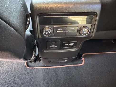 Used 2023 GMC Acadia AT4 image 20