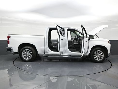 Used 2021 Chevrolet Silverado 1500 LTZ w/ LTZ Premium Package image 29