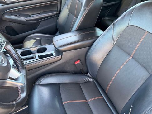 Used 2022 Nissan Altima 2.5 SR w/ Midnight Edition Package FWD image 20