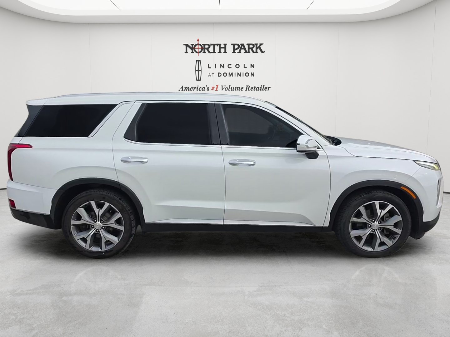 Used 2020 Hyundai Palisade SEL FWD image 6
