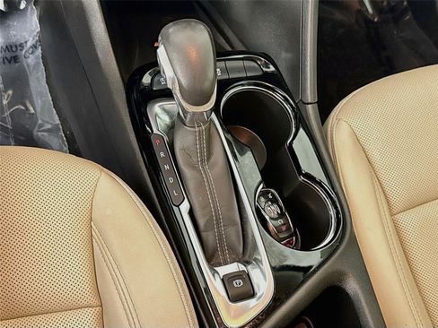 Certified 2024 Buick Encore GX Sport Touring w/ Comfort Package FWD image 17