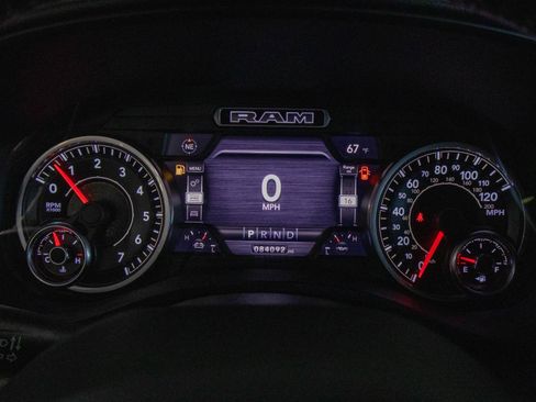 Used 2021 RAM 1500 Lone Star AWD/4WD image 14