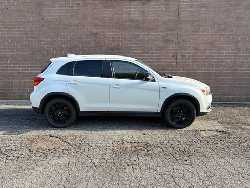 Used 2018 Mitsubishi Outlander Sport LE AWD/4WD image 8